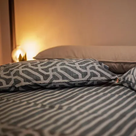 Lila's * Ασπροβάλτα