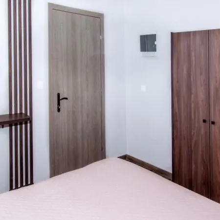 Lila's Διαμέρισμα Ασπροβάλτα