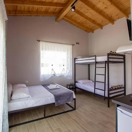 Lila's أسبروبالتا