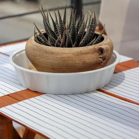 Lila's أسبروبالتا